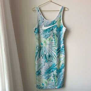 Nike Tropical Print midi Dress - Green and White Like New Large